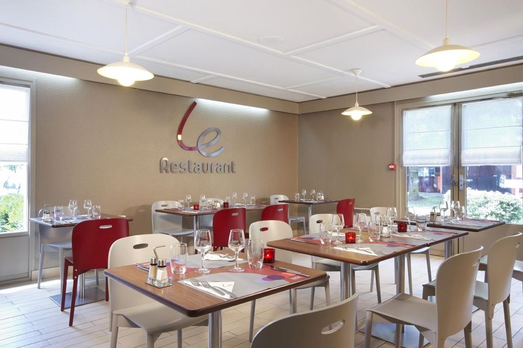 Kyriad Tarbes Bastillac Εστιατόριο φωτογραφία